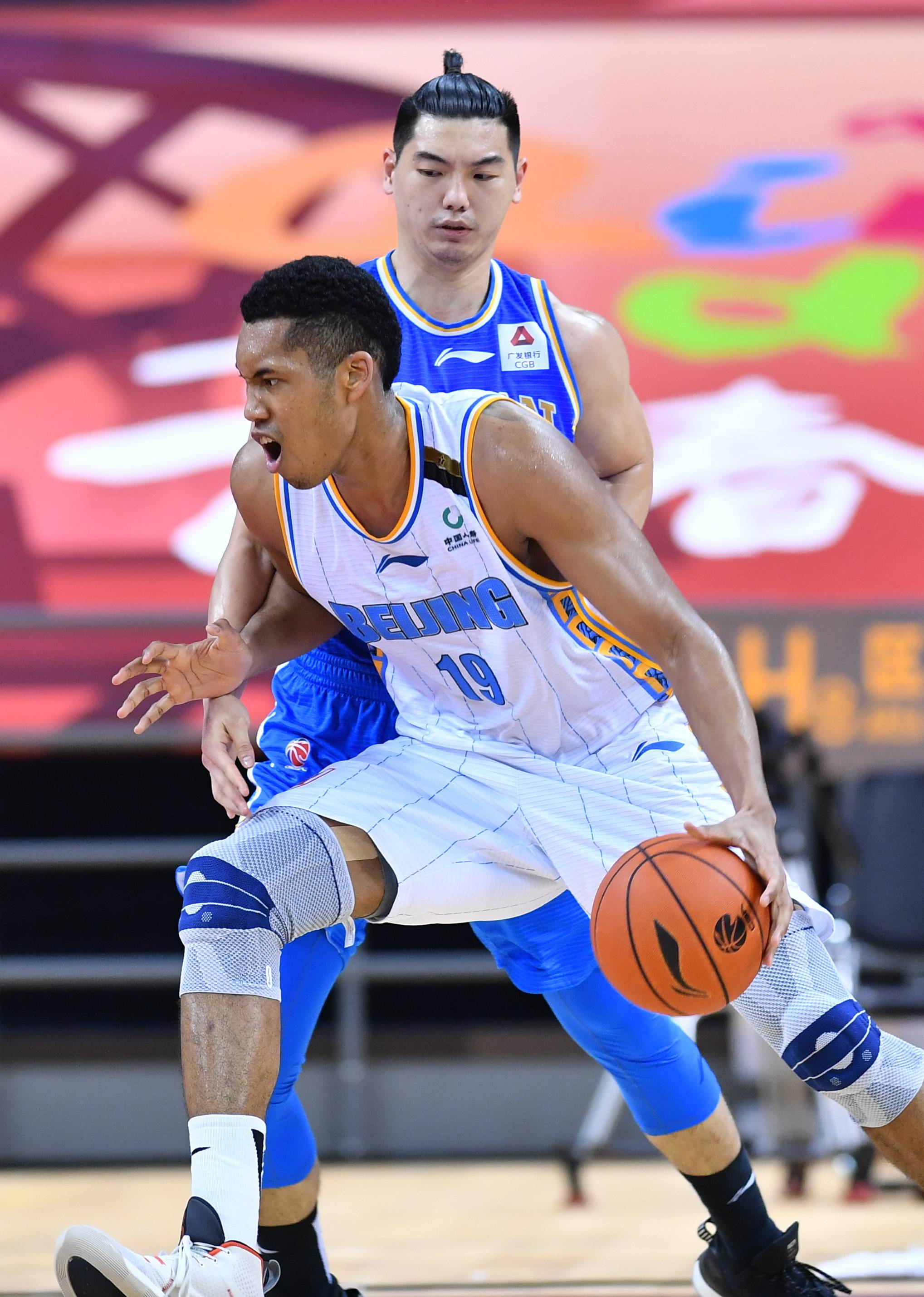 充满信心 充满信心