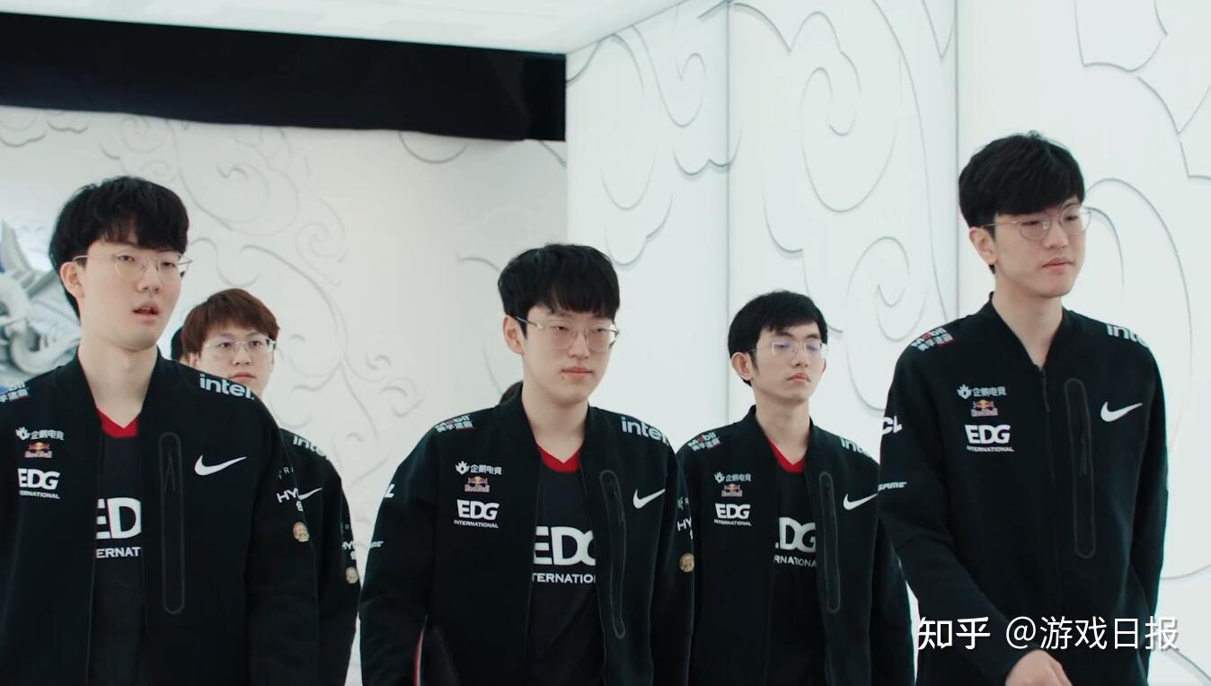 的比赛中 的比赛中